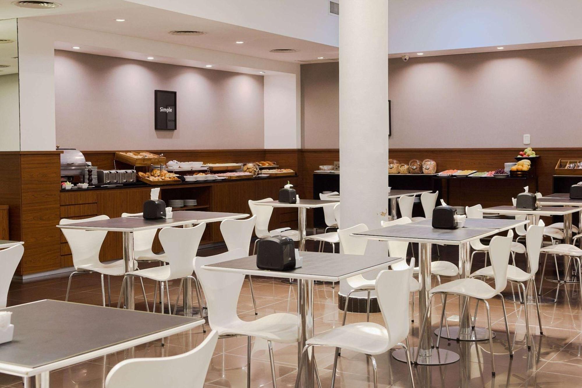Hotel Dazzler By Wyndham Buenos Aires Maipu Extérieur photo
