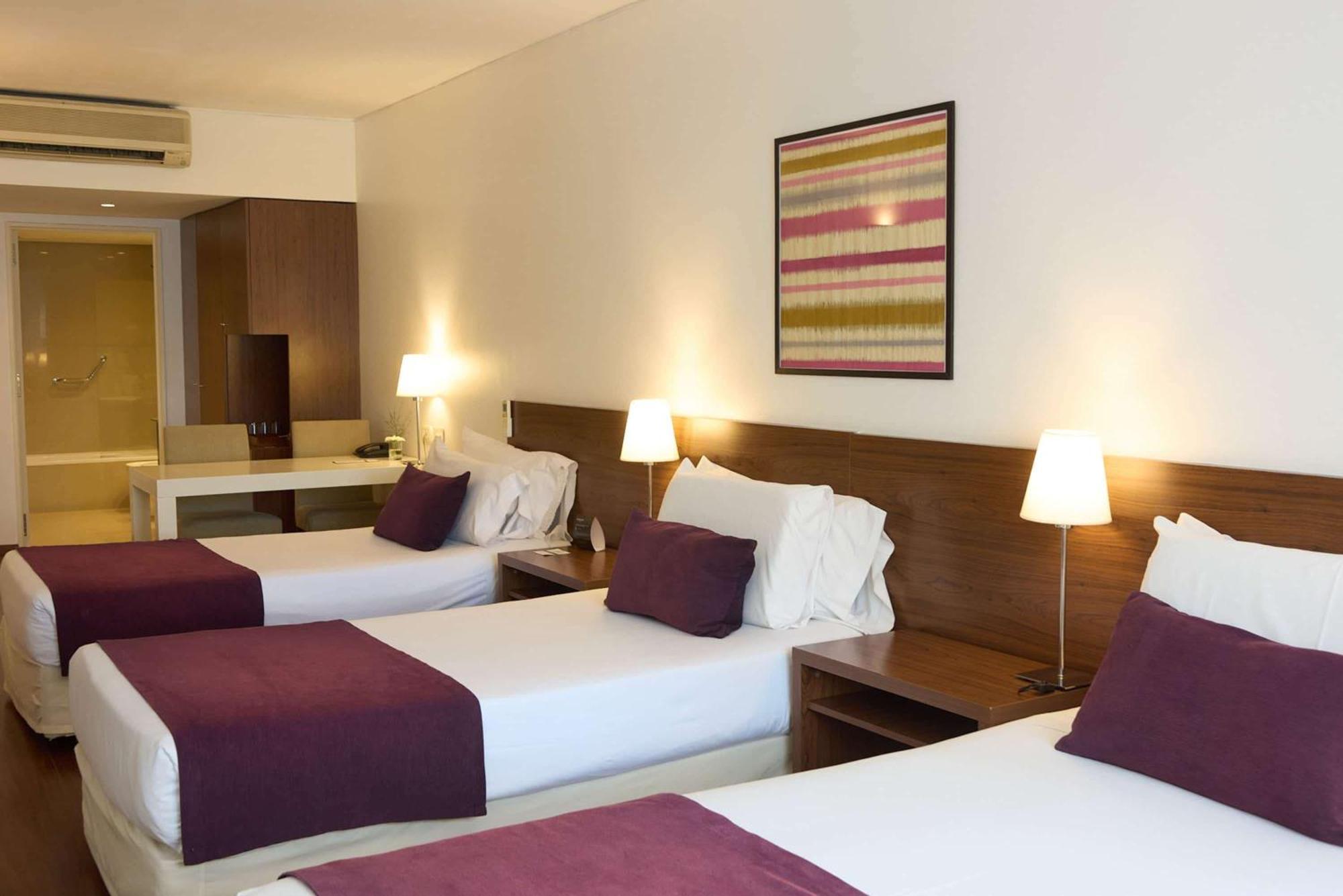 Hotel Dazzler By Wyndham Buenos Aires Maipu Extérieur photo