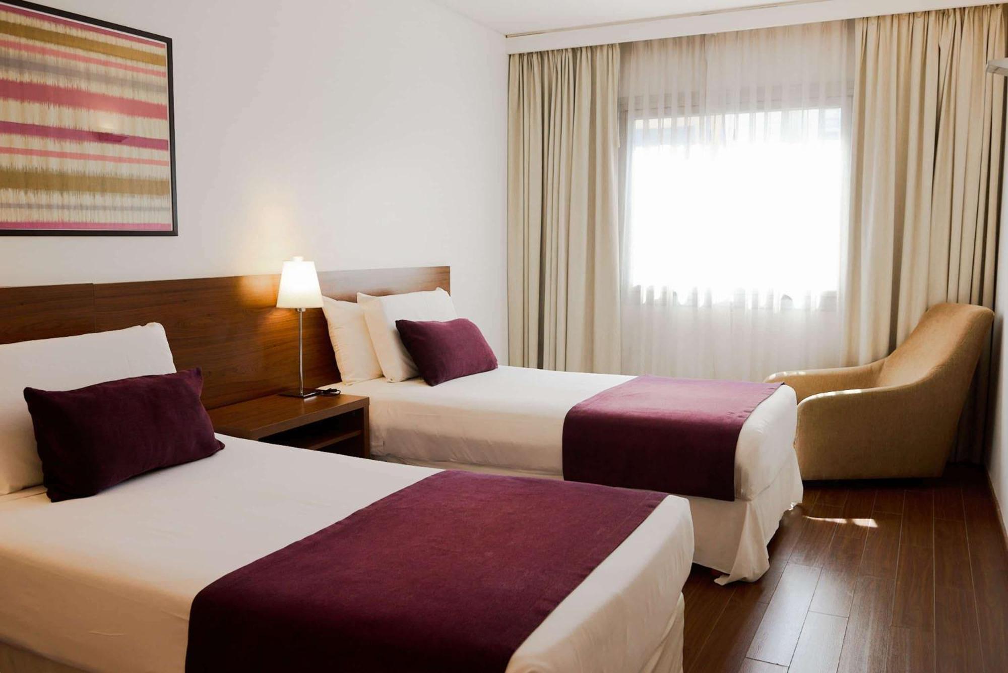 Hotel Dazzler By Wyndham Buenos Aires Maipu Extérieur photo