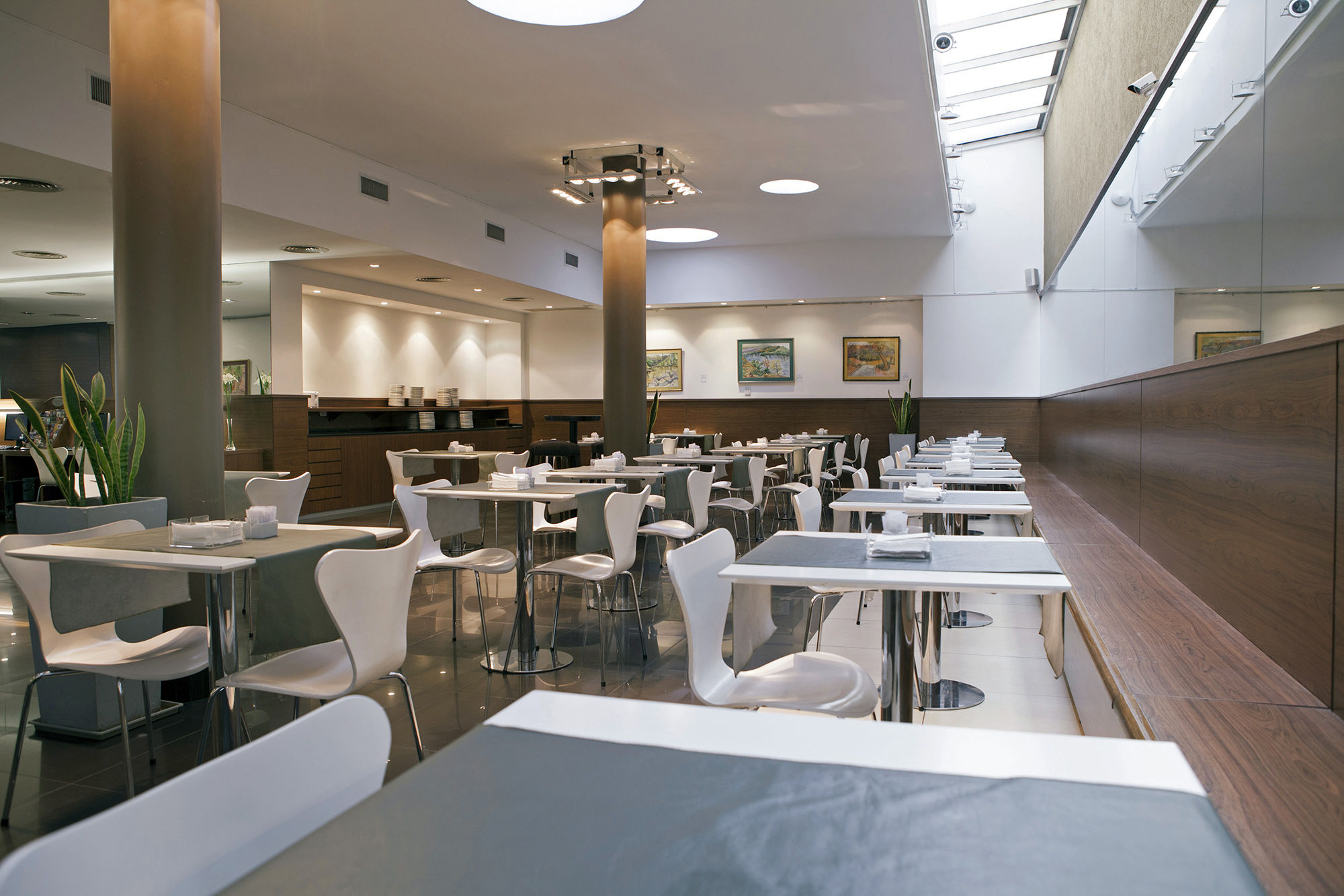 Hotel Dazzler By Wyndham Buenos Aires Maipu Extérieur photo